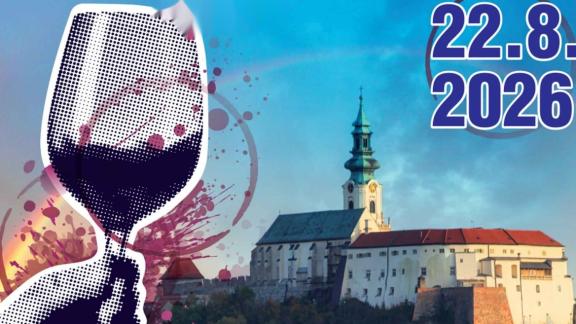 Plagát Chute nitrianskeho kraja 2026: pohár vína, Nitriansky hrad a dátum 22.8.2026