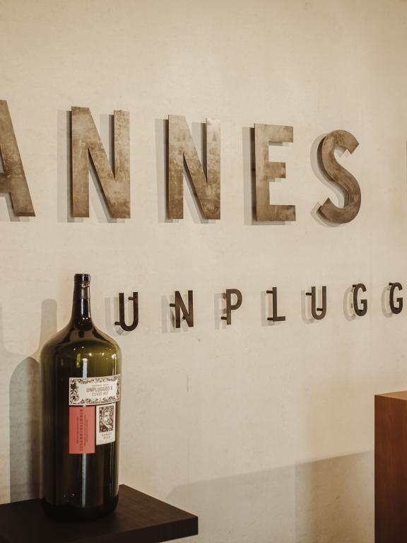 Hannes Reeh_interier of the winery 