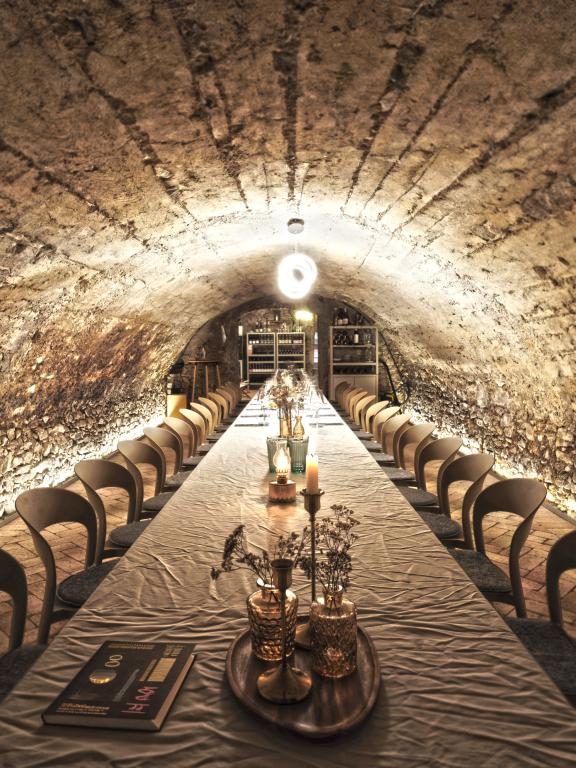 Tri hony vinárstvo - historická pivnica