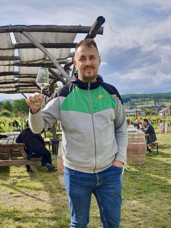 Veltín na Farskom - ochutnávka vína
